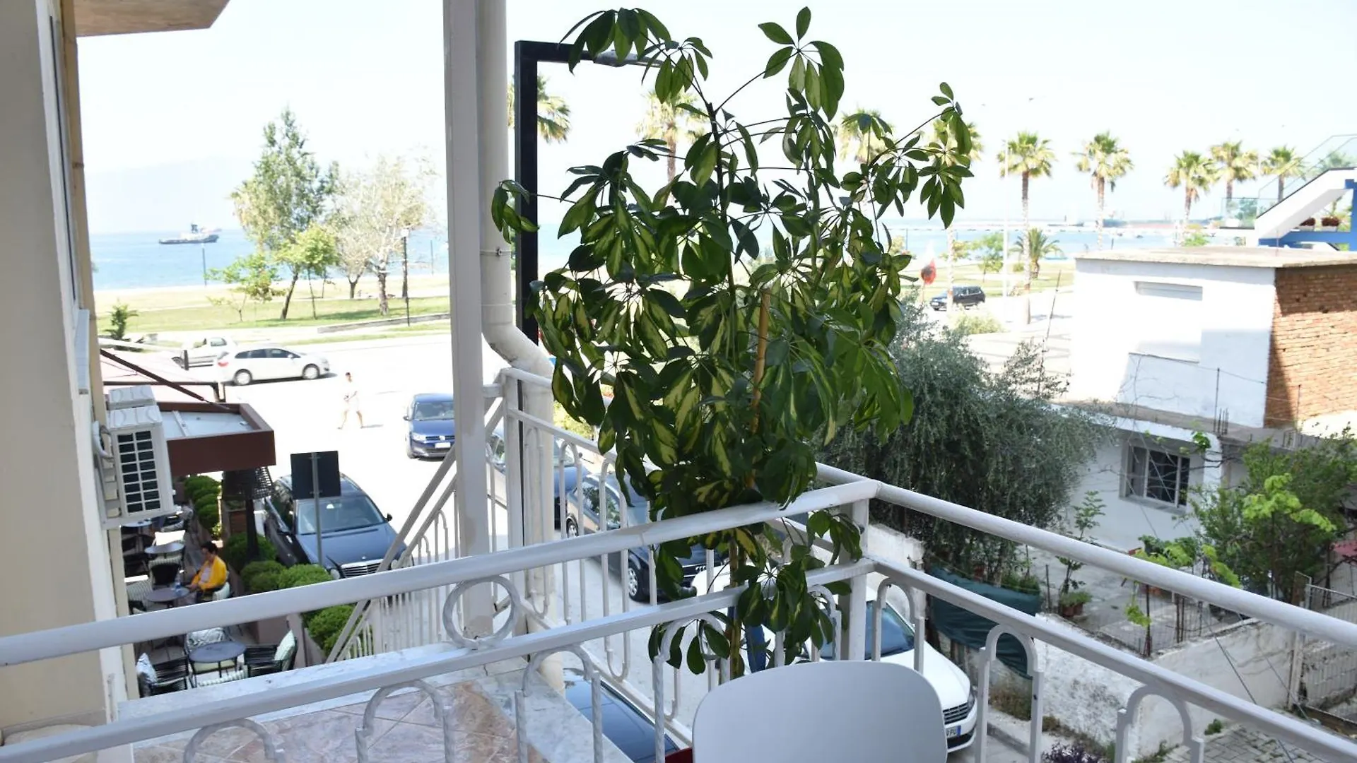 Wavefront Apartment 2 Vlorë Albanien